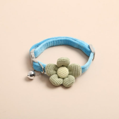 Cute Knitted Flower Pet Adustable Collar With Bell