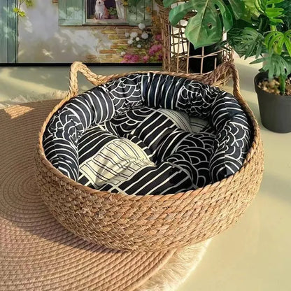 Rattan Woven Cattail Grass Bed